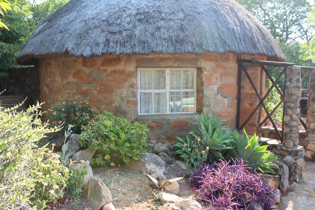 Limerick Cottages บูลาวาโย ภายนอก รูปภาพ